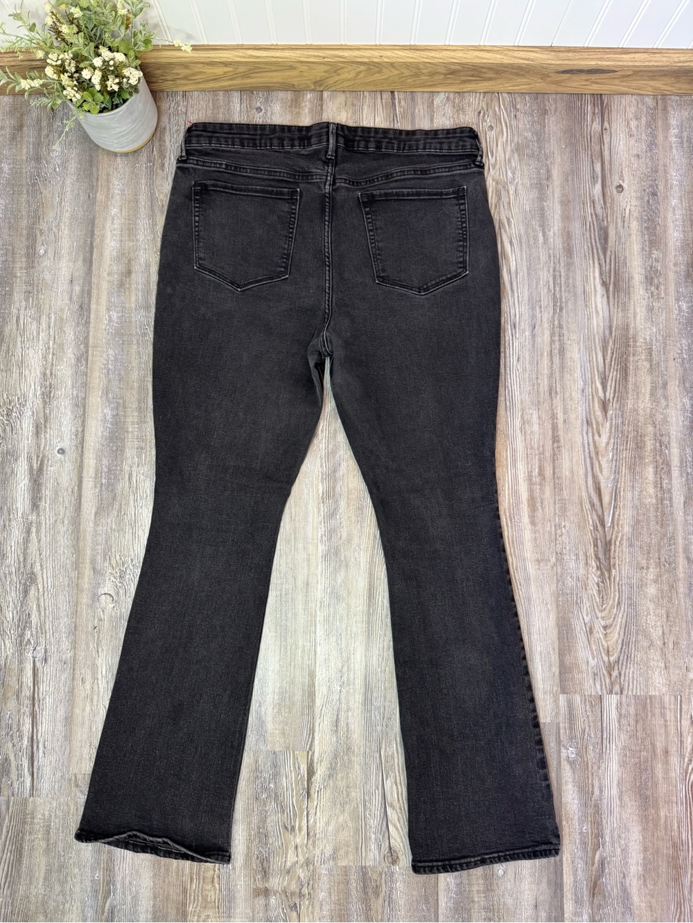 Old Navy Womens The Rockstar Black Dark Grey Bootcut Jeans Stretch Plus Size 18